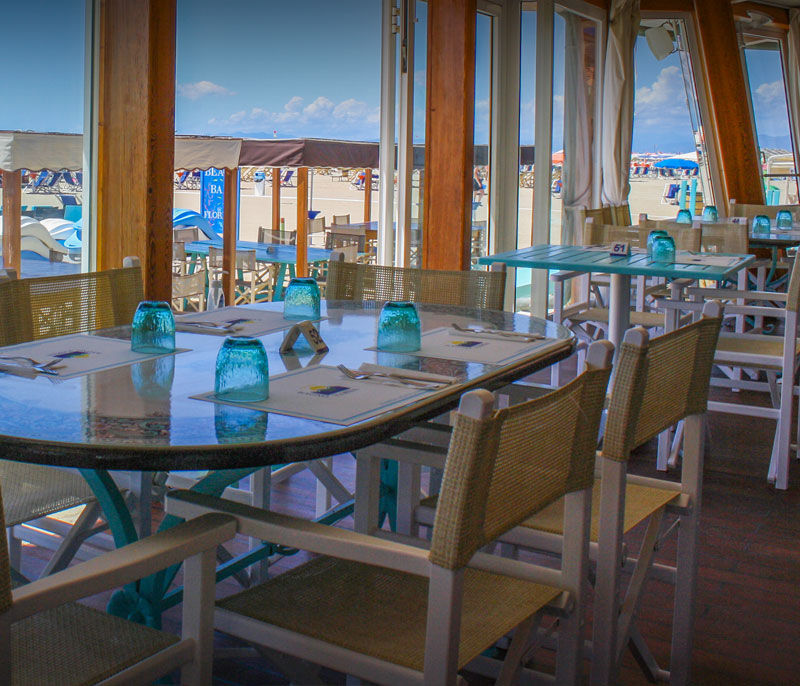 ristorante bagno florida beach viareggio servizio in spiaggia pranzo cena a base di pesce sul mare versilia