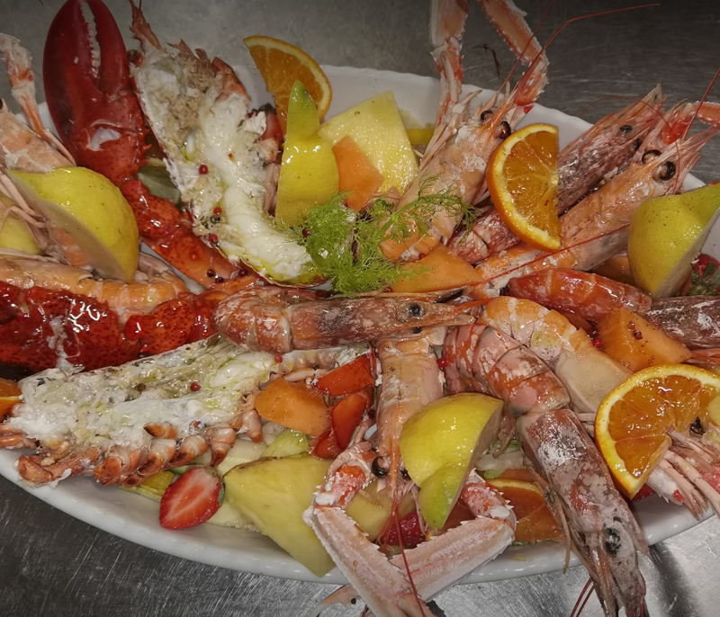 ristorante bagno florida beach viareggio in spiaggia pranzo cena a base di pesce gamberi totani seppie versilia